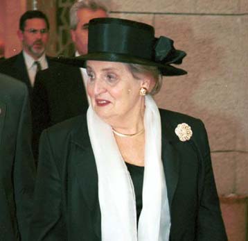 Το Στέιτ Ντιπάρτμεντ εξαφανίζει τα κράτη παρίες, αλλά μόνο στα λόγια