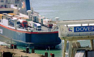 Μετά την τραγωδία του Ντόβερ, η ΕΕ εξαγγέλλει δράση κατά της λαθρομετανάστευσης