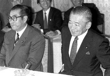 Πέθανε ο πρώην πρωθυπουργός της Ιαπωνίας Νομπούρο Τακεσίτα