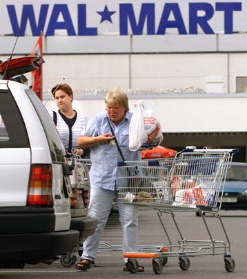 Ανακατατάξεις στο ελληνικό λιανικό εμπόριο από ενδεχόμενη δραστηριοποίηση της Wal Mart