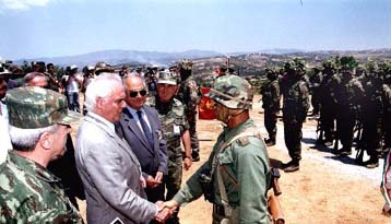 Κατά 40% μειώνονται οι ένοπλες δυνάμεις, με στόχο την ευελιξία του στρατού