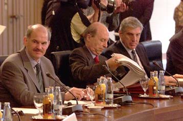 Ανοίγει τη Δευτέρα στη Φέιρα η πόρτα της ΟΝΕ για την Ελλάδα