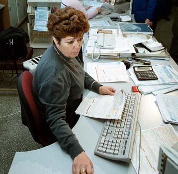 Κίνδυνο υποβάθμισης αντιμετωπίζουν οι δημόσιοι υπάλληλοι-απόφοιτοι ΤΕΙ