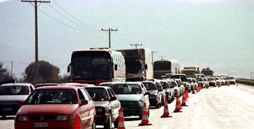 Με προβλήματα η κίνηση στην Αθηνών-Κορίνθου – Μέτρα της Τροχαίας για το τριήμερο