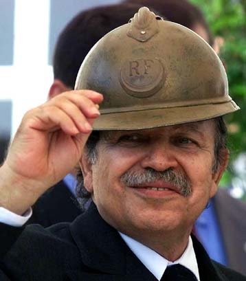 Εκρηξη με δεκατρείς νεκρούς σε αγορά της Αλγερίας