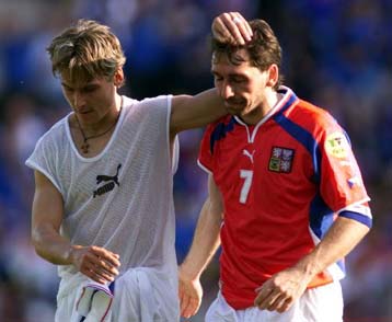 Οι Γάλλοι έπλεξαν το εγκώμιο των Τσέχων