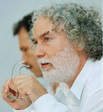 Φιλόδοξο σχέδιο ύψους 450 εκατ. δρχ. η Οπερα της Γης