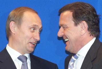 Αμυντική συνεργασία Ευρώπης-Ρωσίας-ΗΠΑ προτείνει ο Πούτιν