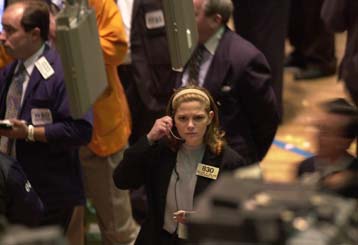 Πτωτικά κινήθηκαν Nasdaq και Dow Jones κατά το άνοιγμα της Παρασκευής