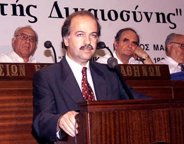 Υπάρχει πρόβλημα αξιοπιστίας του ποδοσφαίρου όταν το θέτουν οι παράγοντές του