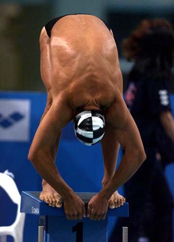 Νέο παγκόσμιο ρεκόρ στα 100μ. πρόσθιο από τον Σλούντνοφ