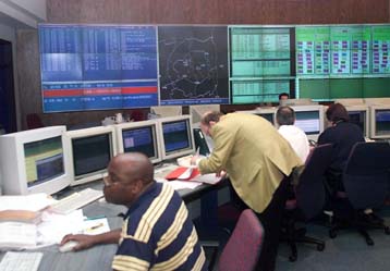 Μην προαχθείτε, παραιτηθείτε!