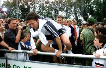 Ωρα να κλείσω ορισμένα στόματα