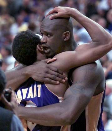 Μια ανάσα από τον τίτλο οι Λέικερς 120-118 την Ιντιάνα στην παράταση