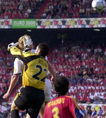 Ναυάγιο Ισπανίας στα νορβηγικά φιόρδ, επικρίνει ο Τύπος την ομάδα του Καμάτσο