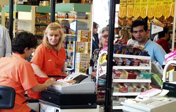 Τη Nabisco έβαλε στόχο της η Nestle