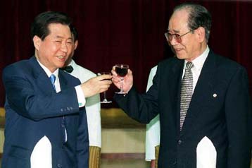 Ενα βήμα προς τη συμφιλίωση Βορείου και Νοτίου Κορέας έγινε την Τρίτη