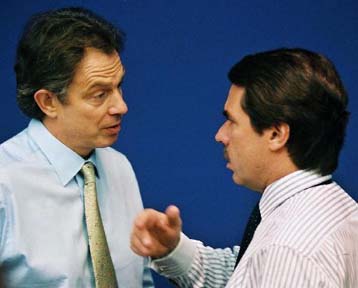 Κοινό άρθρο Μπλερ-Αθνάρ για ευρώ και μεταρρυθμίσεις της ΕΕ στους Financial Times