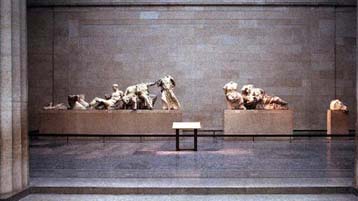 Κολυμβητικός μαραθώνιος Βρετανού υπέρ της επιστροφής των Μαρμάρων στην Ελλάδα