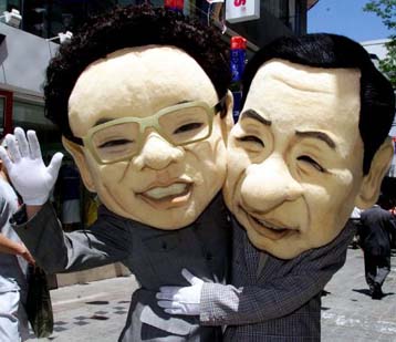 Yπό τον ήλιο της επανένωσης η συνάντηση κορυφής των δύο Κορέων