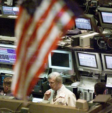 Πτώση για τον Nasdaq – Διακυμάνσεις για τον Dow Jones στο άνοιγμα της Δευτέρας
