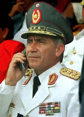 Ο Παραγουανός πραξικοπηματίας Οβιέδο συνελήφθη στη Βραζιλία