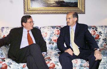 Παρέμβαση Χόλμπρουκ για την εξομάλυνση των σχέσεων ΟΗΕ-Λευκωσίας ζητά ο Γ.Παπανδρέου