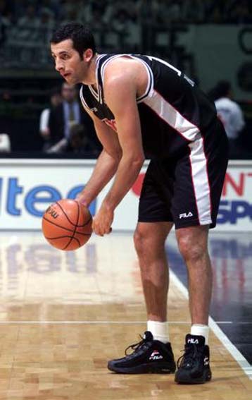 Ανακοινώνει Ριγκοντό ο Ολυμπιακός, προχωράει του Ντίνο Ράτζα