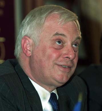 Ο Πάτεν αποσύρεται από την πολιτική για να κάνει κάτι καλύτερο πριν πεθάνει