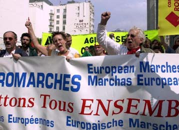 Αισιόδοξος δηλώνει ο Πρόντι για την ευρωπαϊκή οικονομία