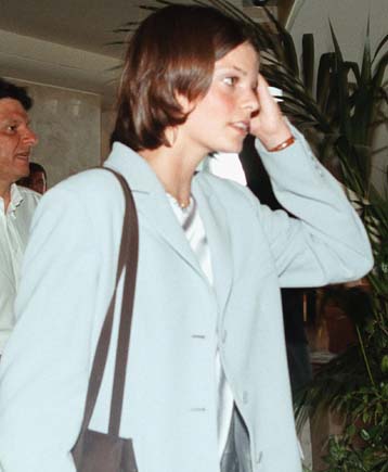 Αθηνά-Ελένη Ρουσέλ θα ονομάζεται πλέον η εγγονή του Ωνάση