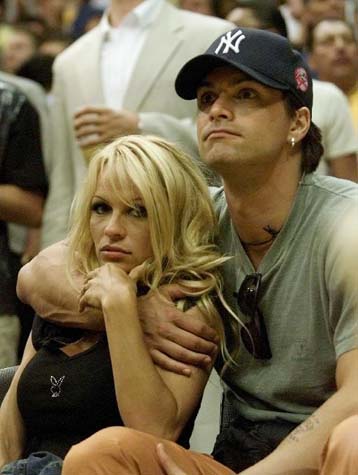 Οι Λέικερς 111-104 την Ιντιάνα με τον Σακίλ να εκτελεί 39 βολές!