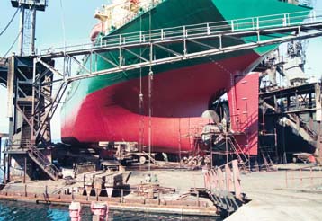 Προς ιδιωτικοποίηση βαίνουν τα ναυπηγεία Σκαραμαγκά