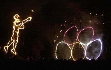 Εντυπωσιακή η υποδοχή της Ολυμπιακής φλόγας από τους Αυστραλούς