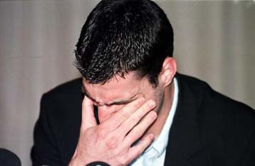 Στα ερυθρόλευκα ο Νικός Οικονόμου και επίσημα