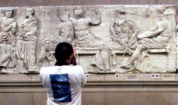 Αρνητική στην πρόταση δανεισμού των Μαρμάρων η βρετανική κυβέρνηση