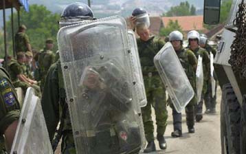 Μεγαλύτερες προσπάθειες για την απάλειψη της βίας στο Κόσοβο