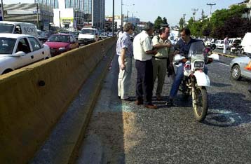 Υπέκυψε ο Βρετανός διπλωμάτης – Ανθρωποκυνηγητό για τη σύλληψη των δραστών