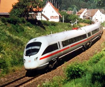 Διπλασιάζεται η ζήτηση των υπηρεσιών μεταφορών την επόμενη δεκαετία