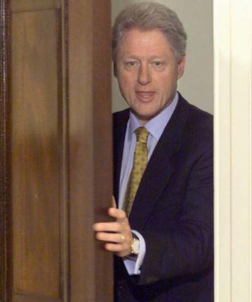 Μετάθεση των εκ του σύνεγγυς συνομιλιών έως τις αμερικανικές εκλογές επιδιώκει ο Ντενκτάς