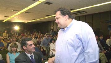 Διαξιφισμοί Βενιζέλου – Σπηλιωτόπουλου για το μεσαίο χώρο