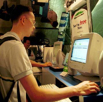 Δυόμισι εκατομμύρια Αμερικανοί κερδίζουν το… ψωμί τoυς από το Internet