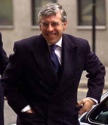 Απειλή για την οικονομία η παρακολούθηση του Internet κατά τους Βρετανούς