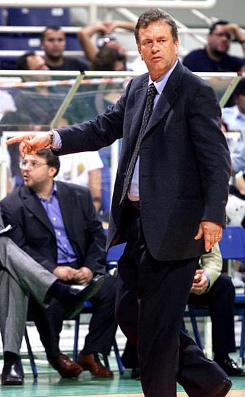 Aναζητείται ο διάδοχος του Γιάννη Ιωαννίδη στον Ολυμπιακό