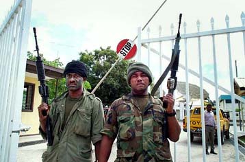 Αιματηρές ταραχές στα Νησιά του Σολομώντα