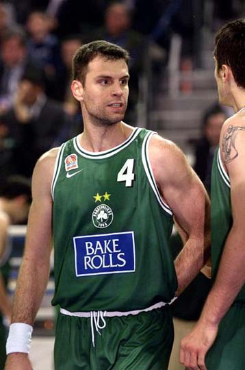 Εβαλε και την υπογραφή του ο Αλβέρτης