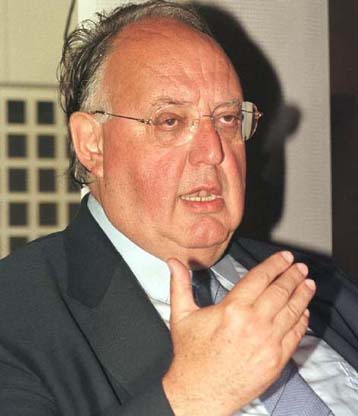 Χείμαρρος καταγγελιών κατά… πάντων από το Θεόδωρο Πάγκαλο