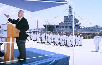 Μείωση της θητείας από τον προσεχή Ιανουάριο ανήγγειλε ο Α.Τσοχατζόπουλος