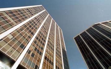 Εξυπνα κτίρια με σεβασμό στο περιβάλλον