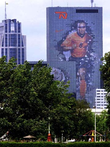 Παρών ο Ντάβιτς στην πρεμιέρα της Ολλανδίας στο EURO 2000